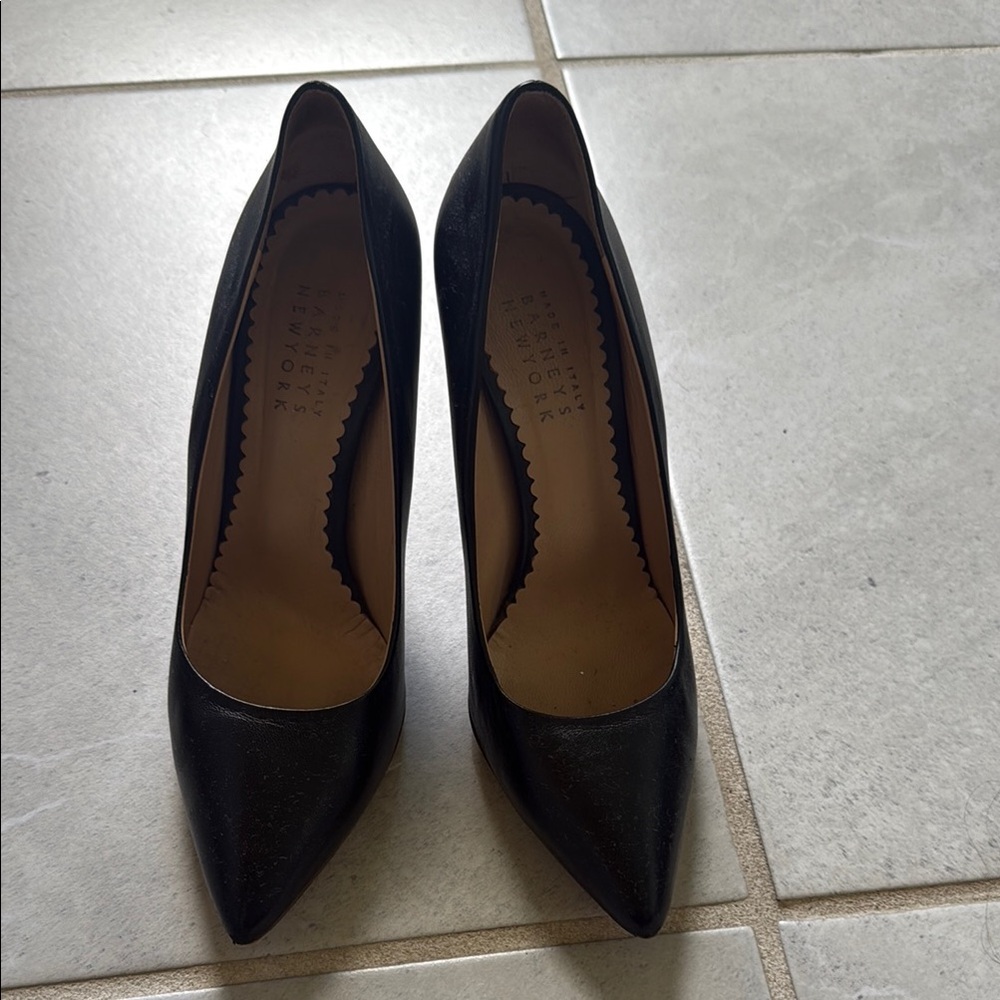 Black Barneys Women's Pumps